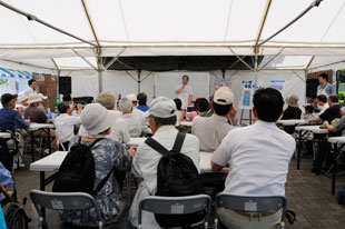 知ってよかった、牛乳パックのリサイクル