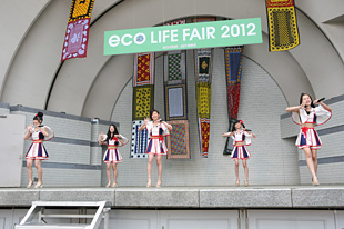 「ECOキッズアイドル」ステージはちきんガールズ