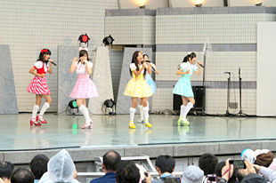 「つりビット」LIVEステージ