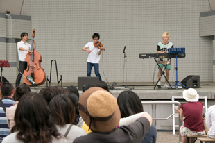 ECOLIFEMUSICSTAGEstyle-3!