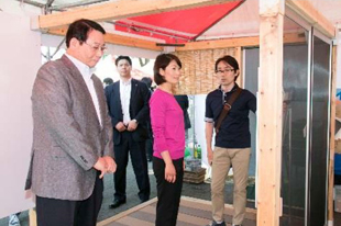 丸川環境大臣の視察