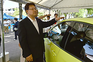 関環境副大臣の視察写真3