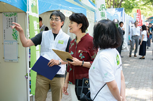 とかしきなおみ環境副大臣　視察 写真3