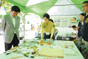 武部新環境大臣政務官　視察 写真1