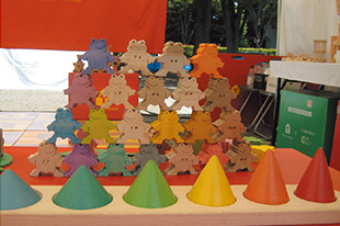 木のおもちゃコーナー 写真1