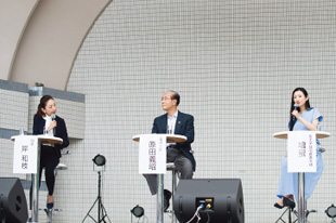 「COOL CHOICE」ステージ<br>原田義昭環境大臣・壇蜜 写真8