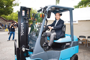 原田義昭環境大臣　視察 写真6